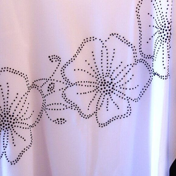 🎄2/$50🎄 Amanda Collection White/Black Trim Slip-over Top with Camisole - Picture 3 of 4